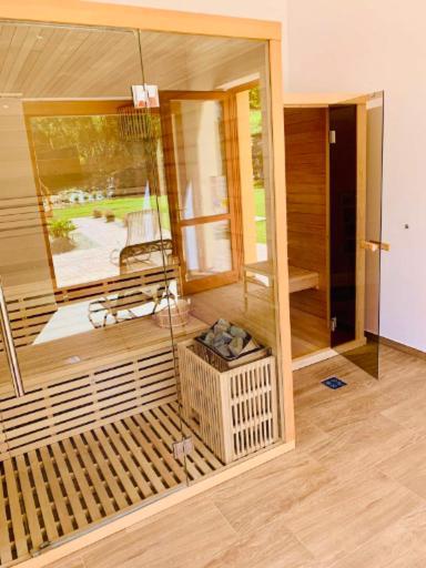 Vendvideki Pihenohazak Apartment Felsoszolnok